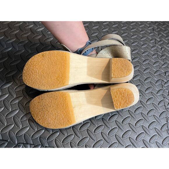 BRYR Annabelle Clog Strappy Leather Wooden Metallic Womens Shoes Size 40 US 10 - Picture 9 of 10